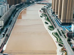 雙獎加身載譽前行 我司獲評新疆輪臺機場項目優質合作企業